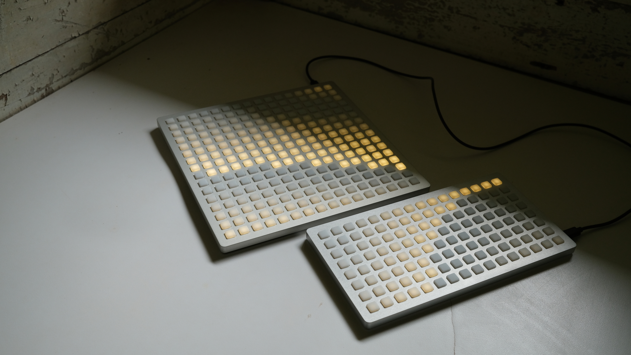 世界限定16台 Monome Grid Special Edition-